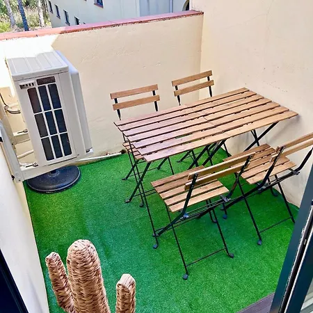 Climatisee A 200m De La *